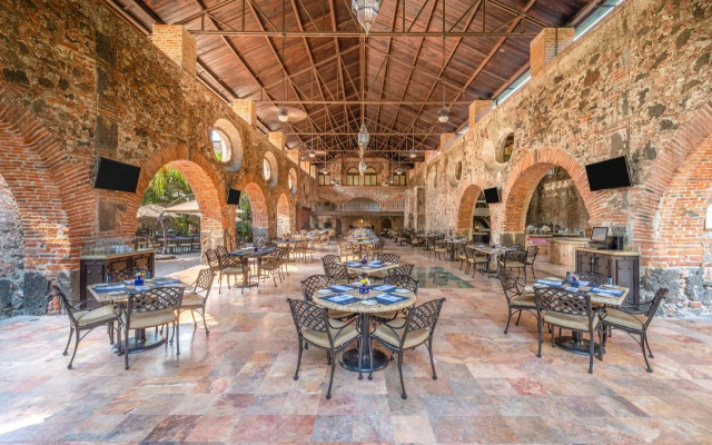 Fiesta Americana Hacienda San Antonio el Puente Resort & Spa