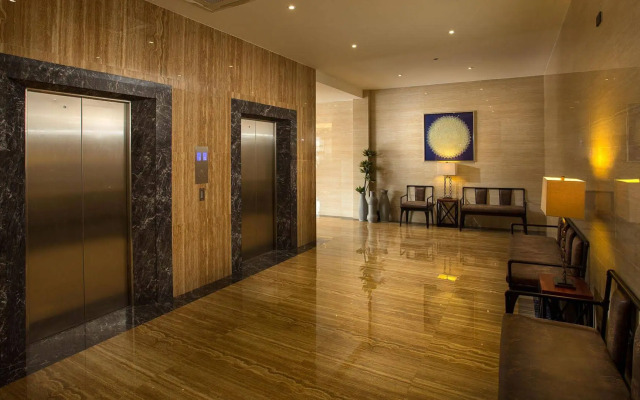 Lotus Blu Hotel