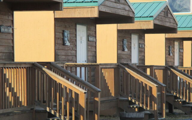Totem Hotel and Suites