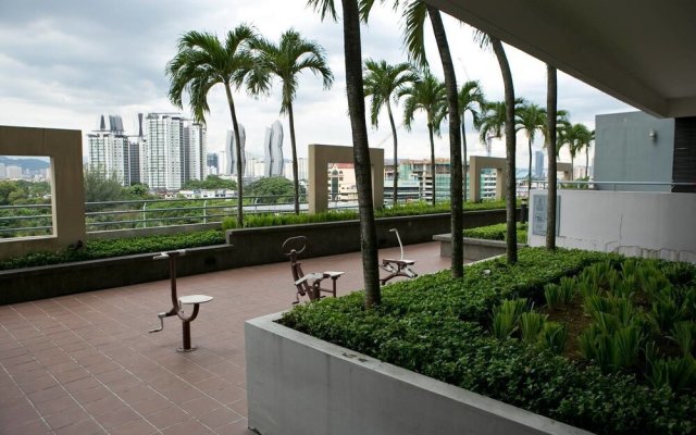 Comfy 3BR Home With Klcc View