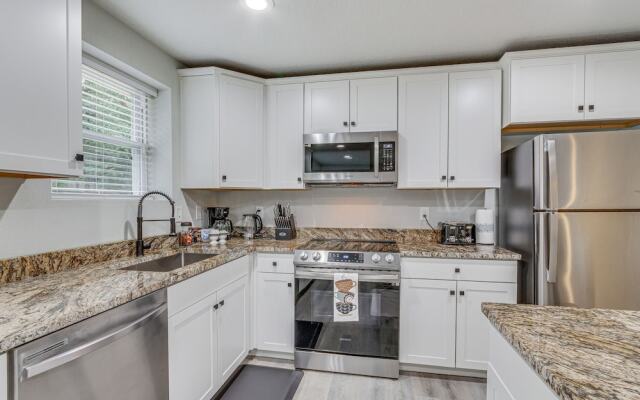 Updated Pensacola Home ~ 7 Mi to Beach!