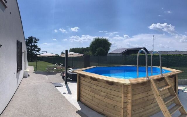 NIFTY Intera Villa con Piscina Relax, Idromassaggio e Sauna