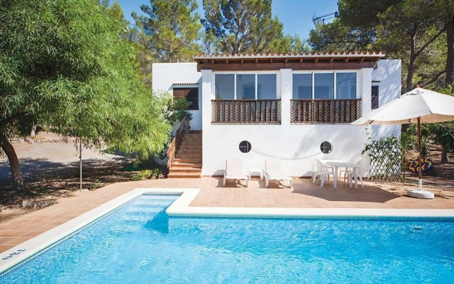 Casa de campo con piscina y WIFI gratis