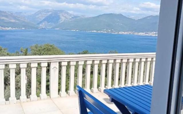 Tivat Relax With Stunning Sea & Mountain Views