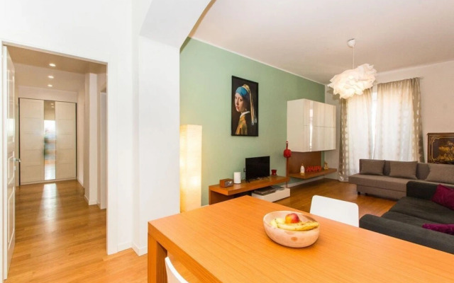 Porta Nuova & Parco del Valentino Roomy Flat