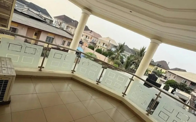 The Breeze Apartment