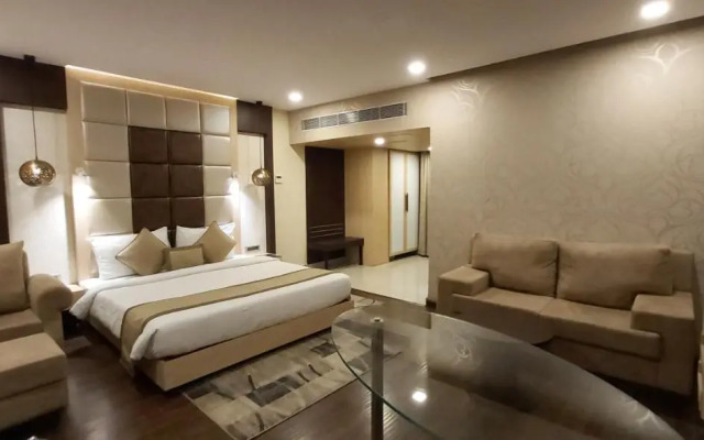 The Boulevard Hotel