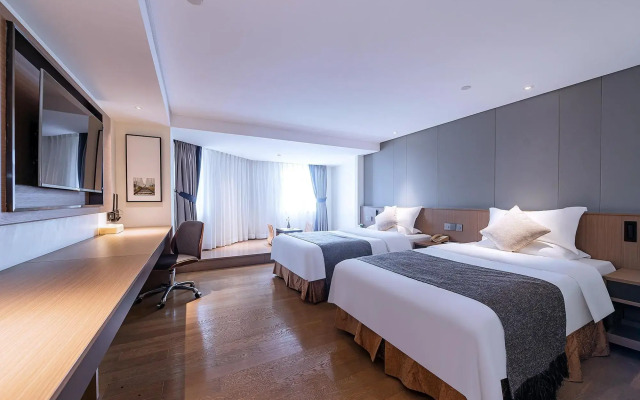 Louis Hotel Zhongshan