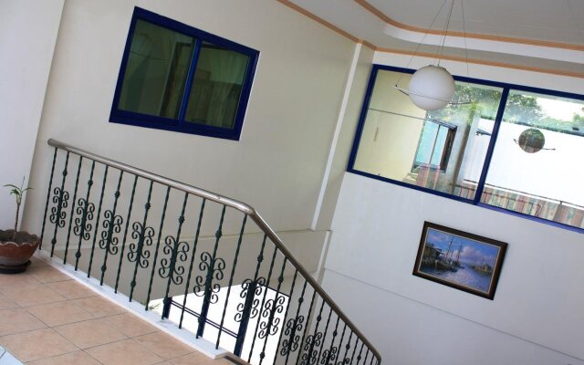 Dumaguete Springs Apartment