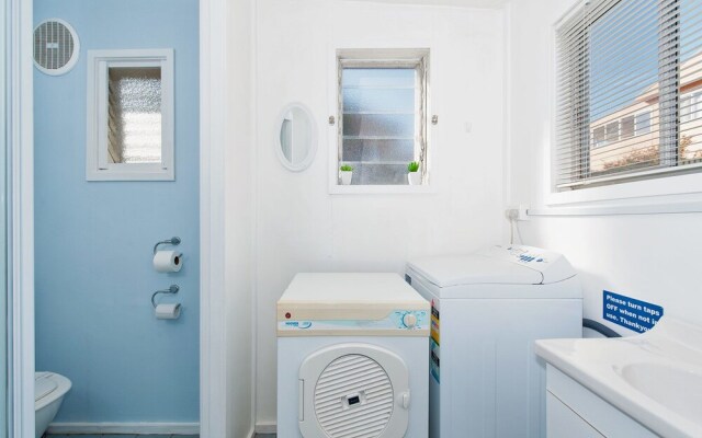 Bagnalls Beach House, 3 Burbong Street