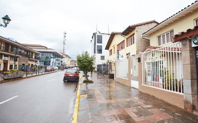 Hostal Danna Inn