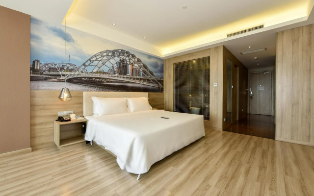 Teda Central Hotel