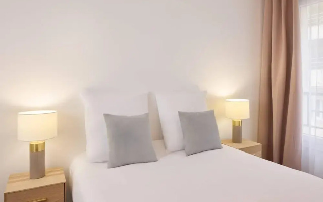 Quality Suites Meaux