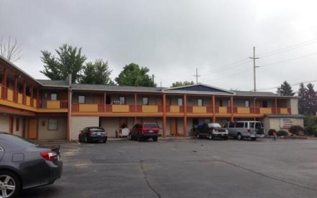 Cadet Motor Inn Coldwater