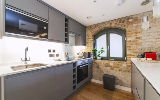 Industrial-chic Flat Near Tower Bridge