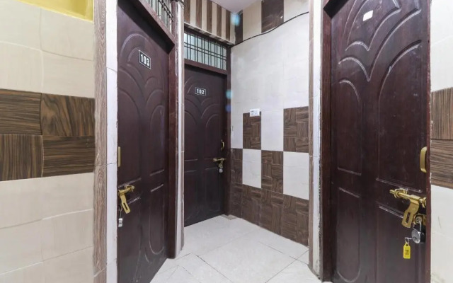 Hotel Platinum by OYO Rooms