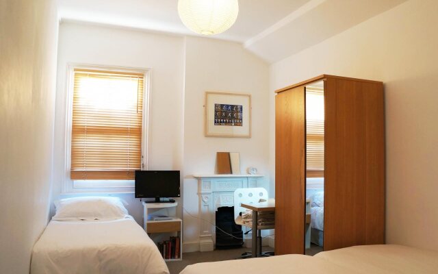 At-Home Bed & Breakfast Ealing