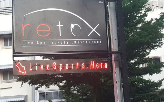 Retox Bar Hotel and Restaurant