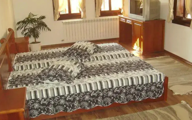 Hotel Enchevi Strannopriemnici