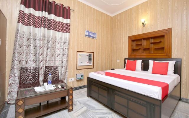 OYO 14030 Cheema Holiday Homes