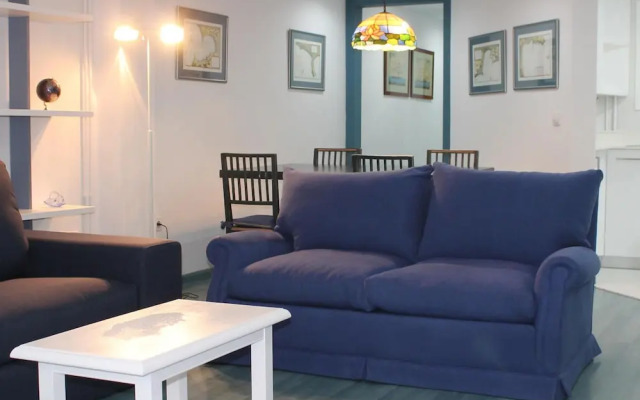 Avenida 5C in Roses With 2 Bedrooms and 2 Bathrooms