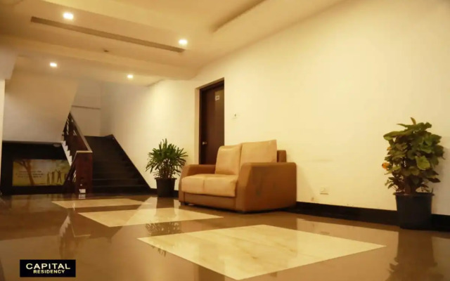 OYO 9679 Hotel Capital Residency