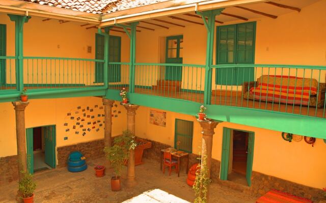 Gaia House Hostel - Adults Only