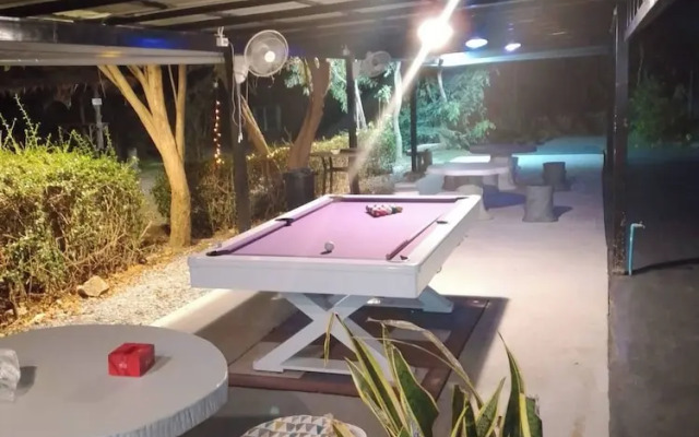 Crowd Free own Pace and Space