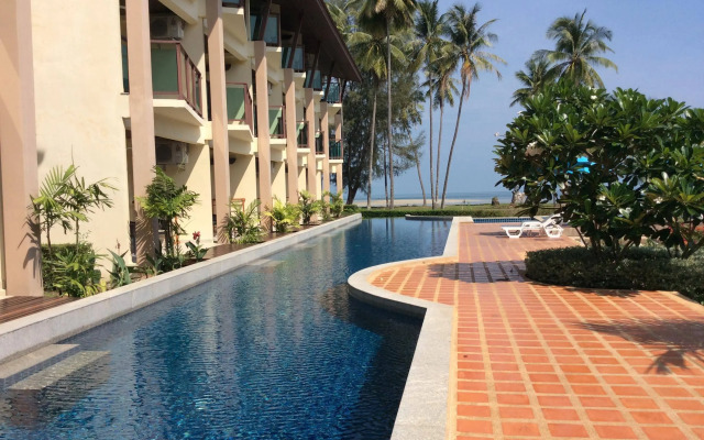 Lanta Pura Beach Resort (SHA Extra Plus)