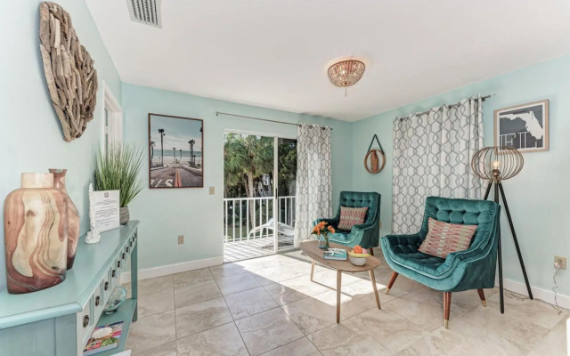 Island Serenity - 6250 Holmes #54