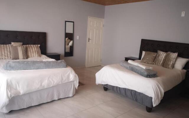 Tuvawa Luxury Suites
