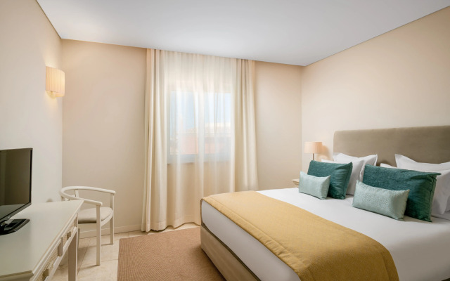 Monte Santo Resort
