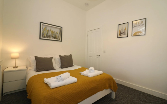 Railway Cottage - Maryhill