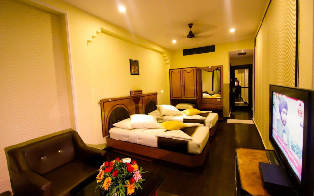 Hotel Rishi Regency