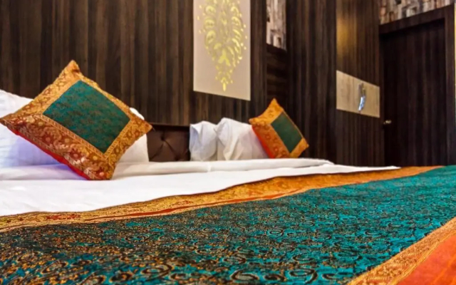 Dwivedi Hotels Sri Omkar Palace