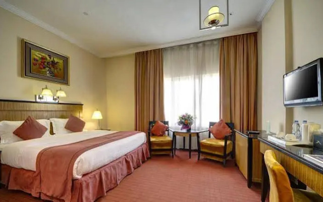 Rayan Hotel Corniche