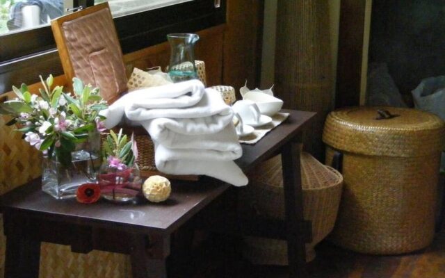 J2B Beach Bungalows