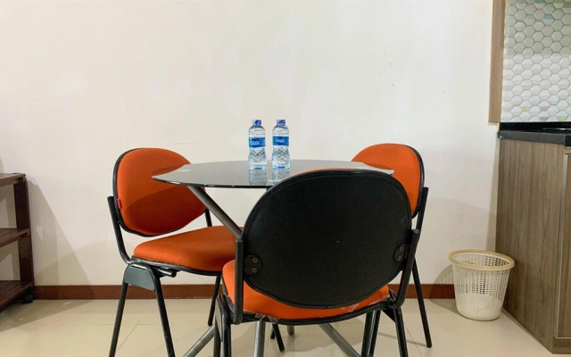 Spacious And Comfy 2Br Apartment Green Bay Condominium