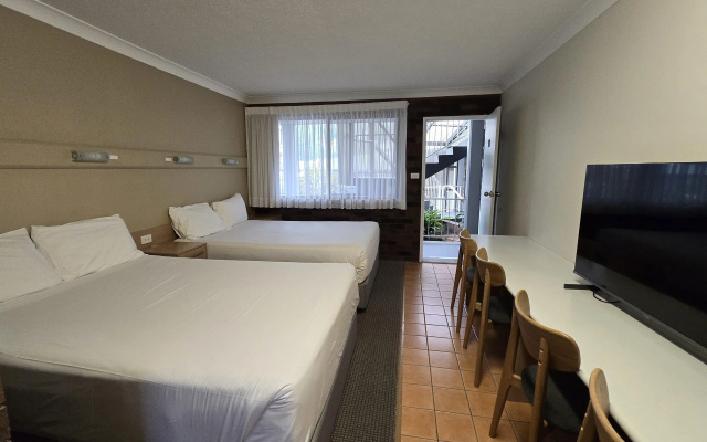 Best Western Parkside Motor Inn – Guest Rooms – Coffs Harbour