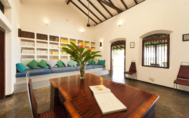 Apa Villa Thalpe