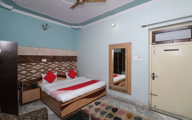OYO 29309 Hotel Taj Palace
