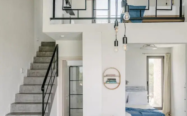 Irissa Suites