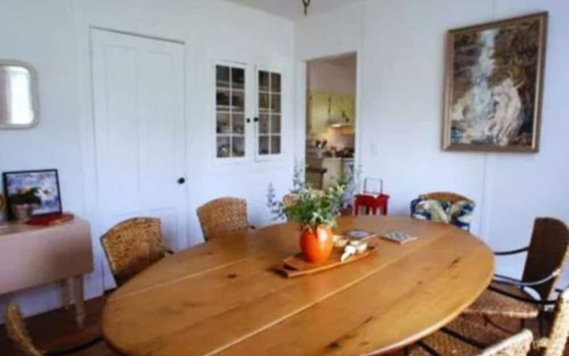 Arbor Bed & Breakfast