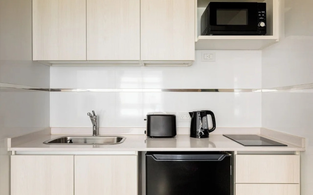 Hestia at Moreno 550