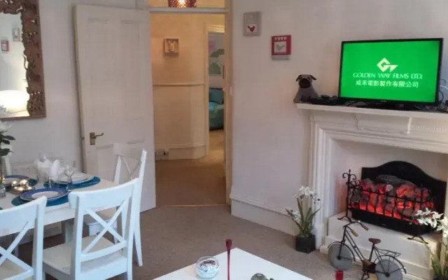 Stylish Apartment in West Kensington