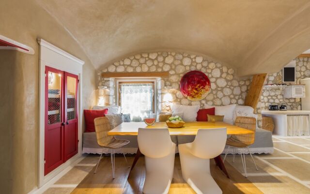 Kallos Villas & Suites