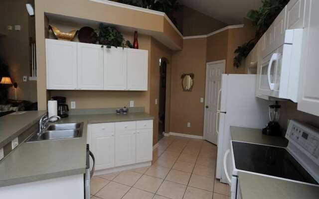 Windsor Palms 48