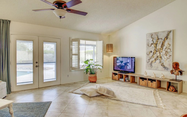 Royale Living in the Heart of Phoenix