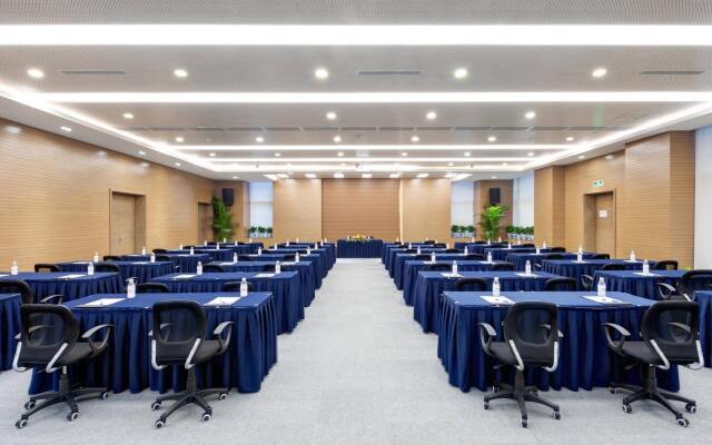 Holiday Inn Express Chengdu West Gate by IHG