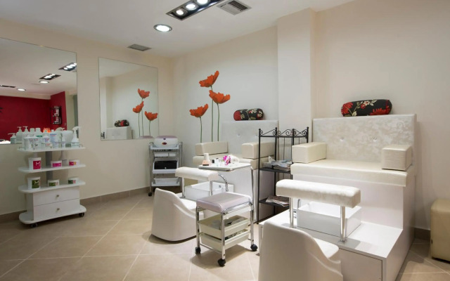 Porto Galini Seaside Resort & Spa
